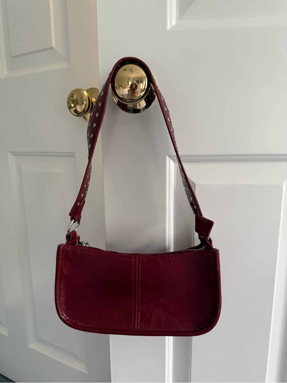 Women’s Small Shoulder Bag in Deep Burgundy